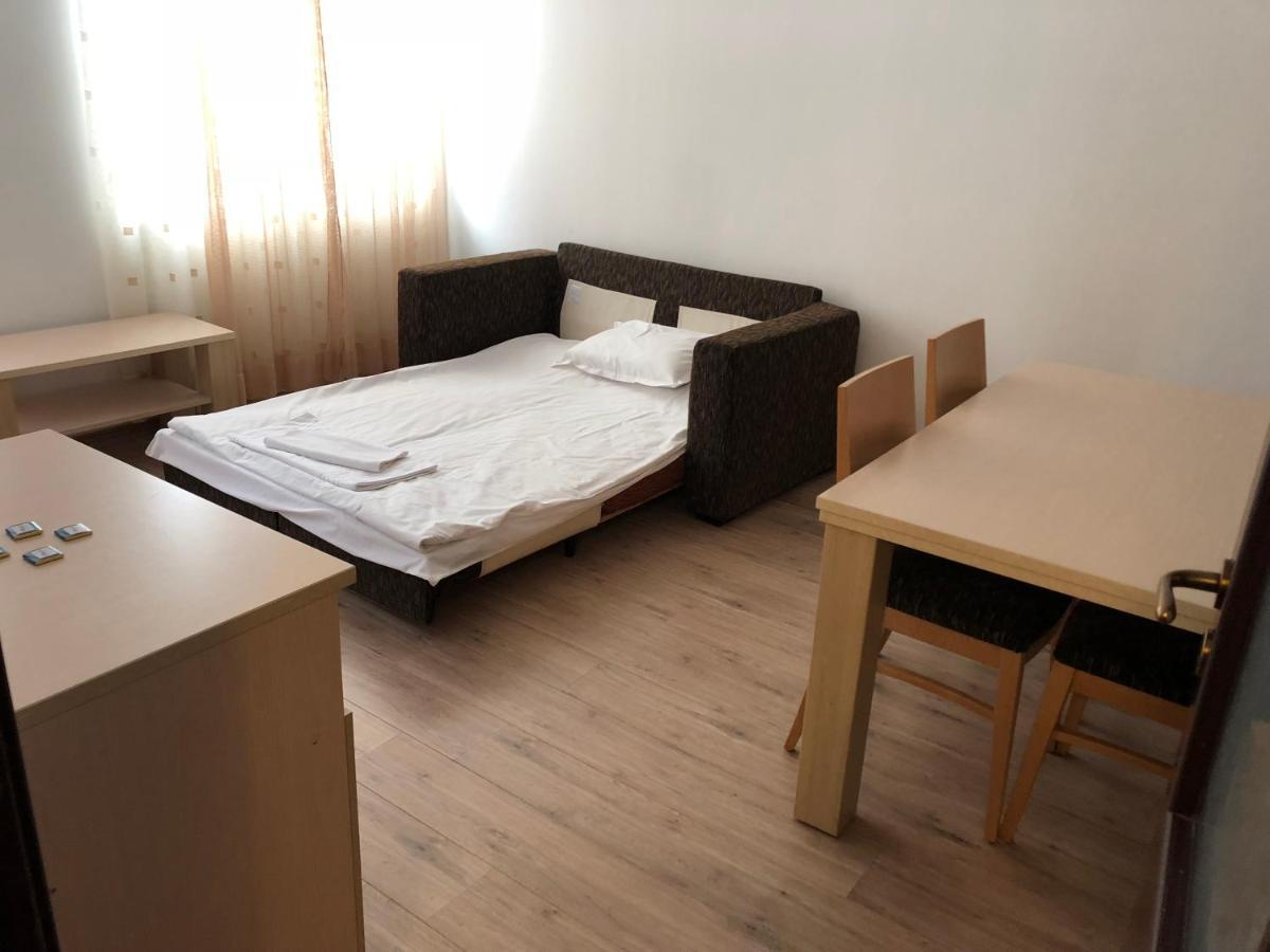 Апартамент В Хотел Стената, Пампорово Apartment Smolyan Ngoại thất bức ảnh